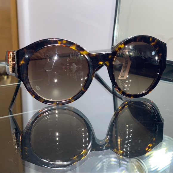 GORGEOUS! BRAND NEW Versace Emblem Sunglasses - Picture 11 of 16